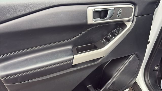 Used 2021 Ford Explorer XLT image 20