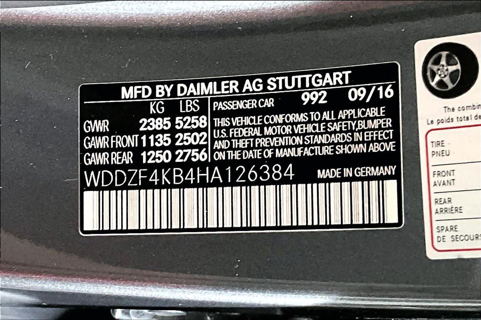 Certified 2017 Mercedes-Benz E 300 4MATIC image 34