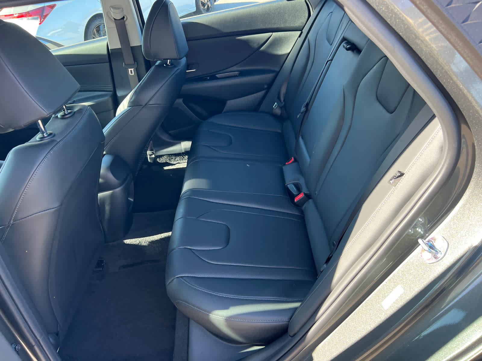 New 2026 Hyundai Elantra Limited FWD image 11