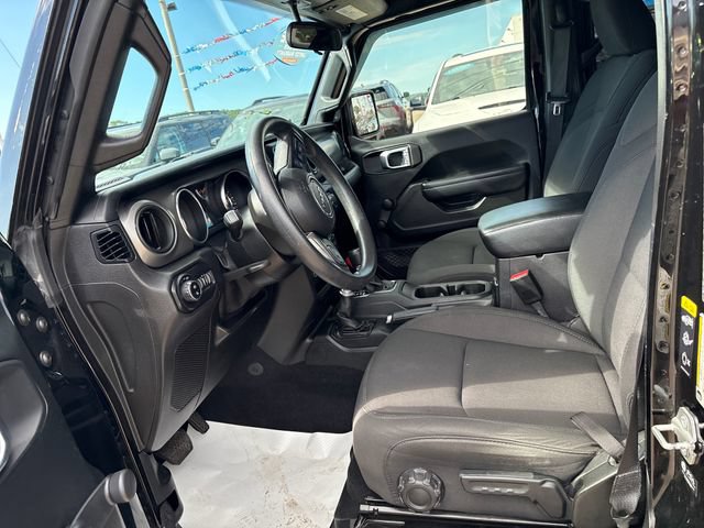 Used 2021 Jeep Gladiator Sport AWD/4WD image 8
