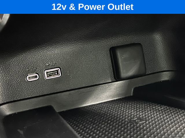 Used 2025 Chevrolet Traverse RS w/ LPO, Floor Liner Package AWD/4WD image 26