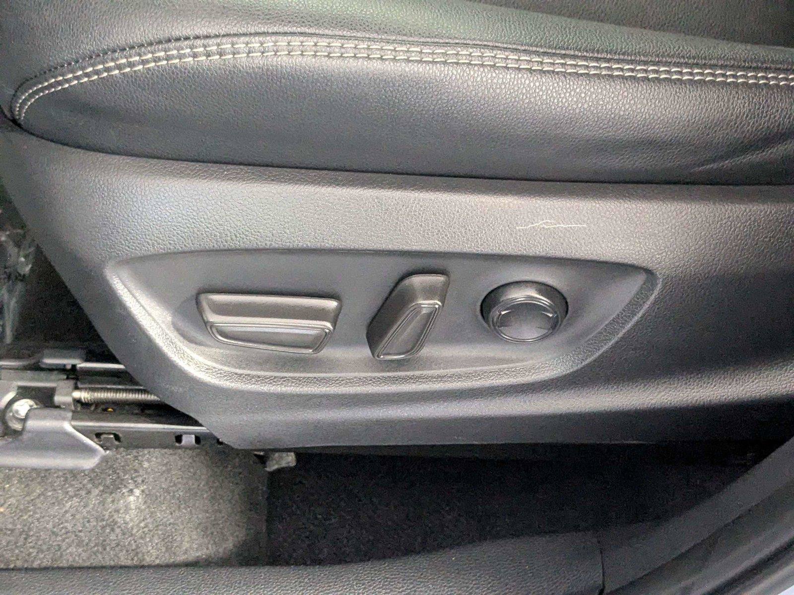 Certified 2025 Toyota Corolla Cross XLE FWD image 14