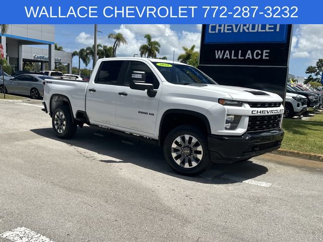 Used 2022 Chevrolet Silverado 2500 Custom w/ Custom Value Package AWD/4WD image 2