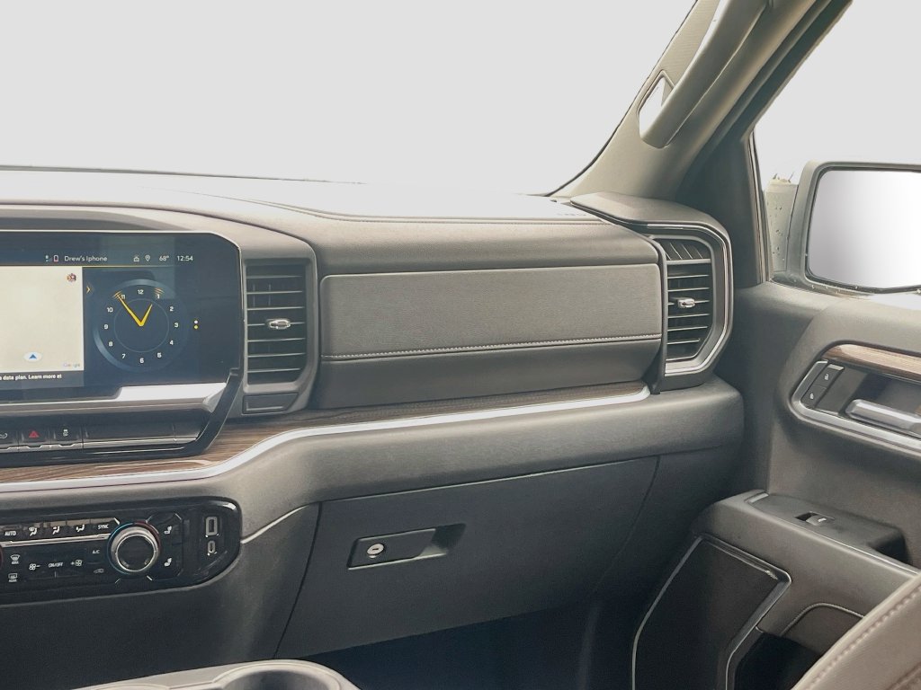 Used 2022 Chevrolet Silverado 1500 LT AWD/4WD image 24