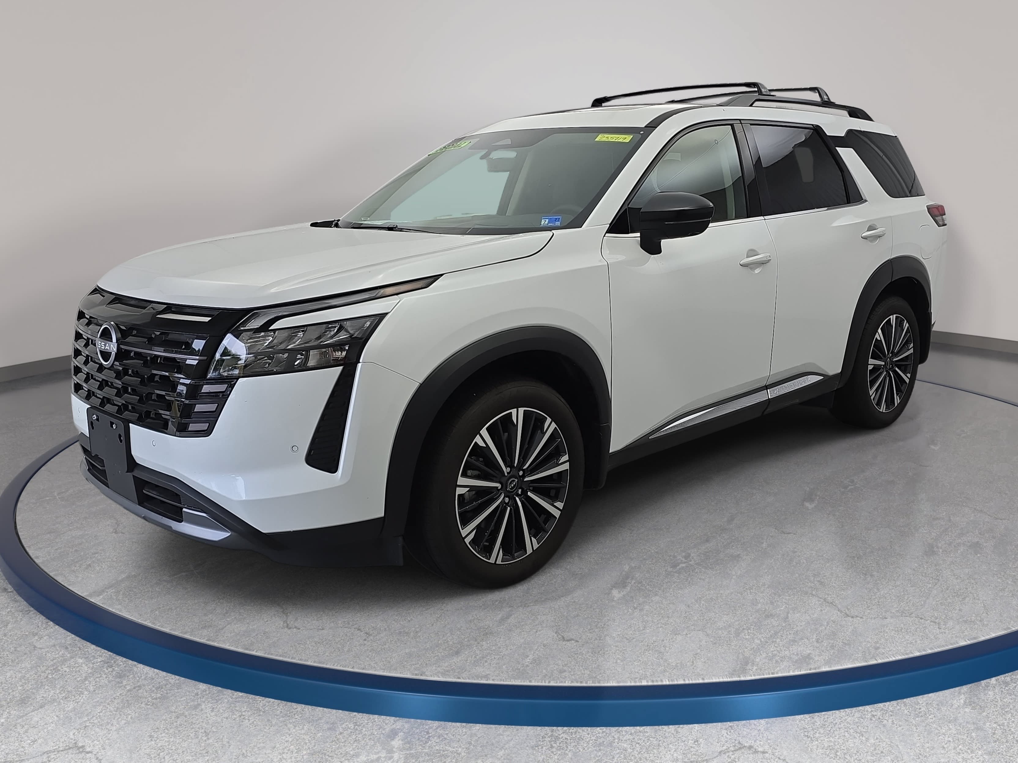 New 2026 Nissan Pathfinder Platinum w/ Cargo Package AWD/4WD image 1
