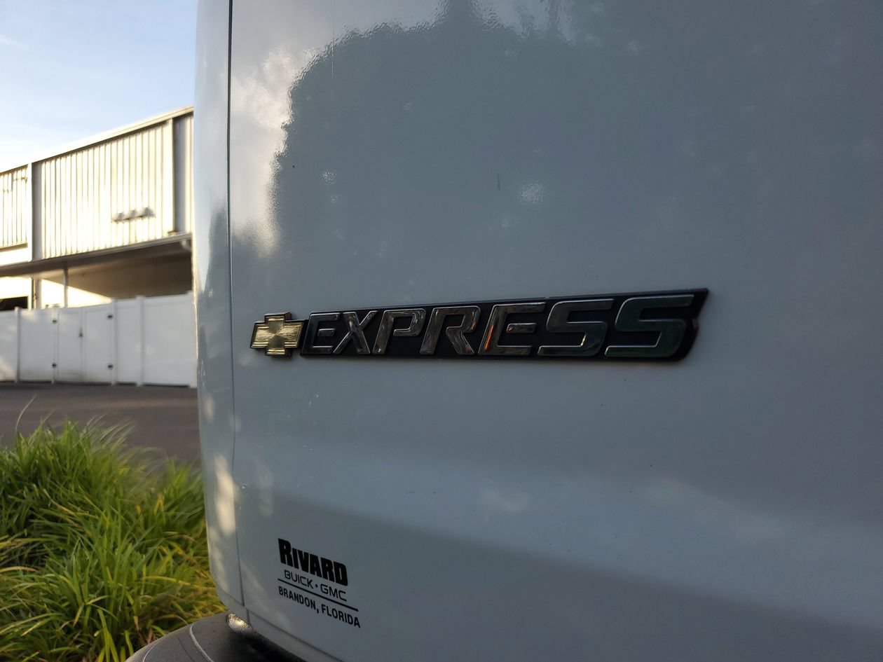 Used 2025 Chevrolet Express 2500 Extended w/ Driver Convenience Package RWD image 6