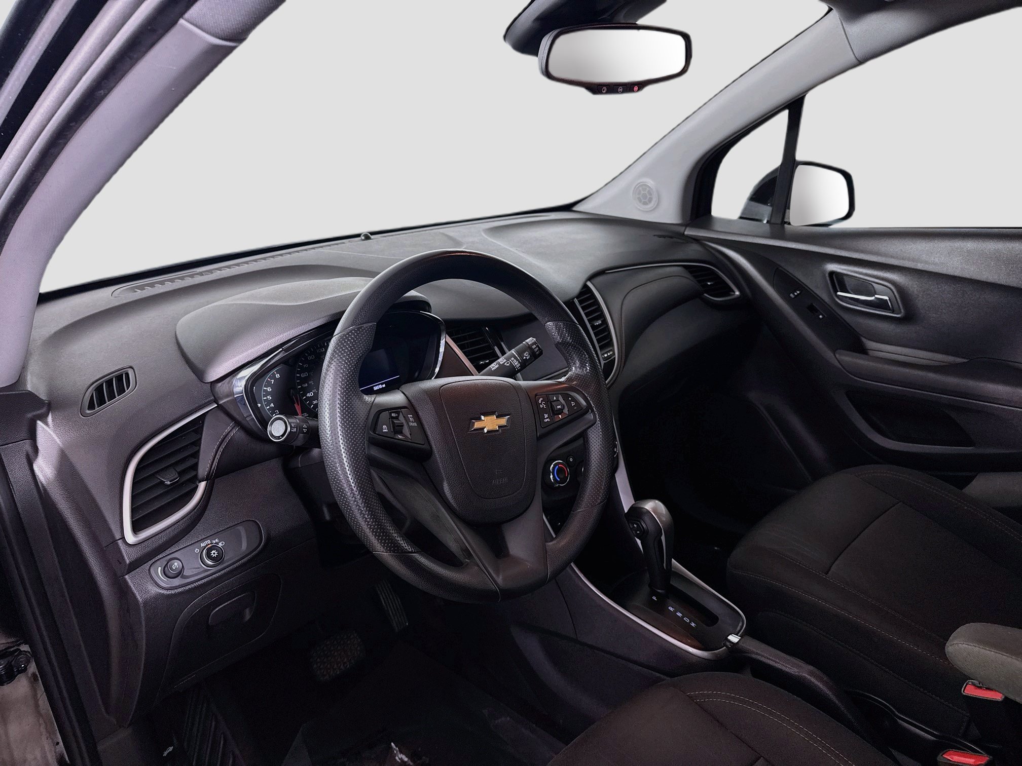 Used 2020 Chevrolet Trax LT FWD image 22