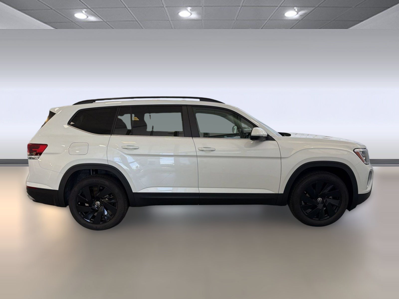 New 2026 Volkswagen Atlas SE FWD image 8