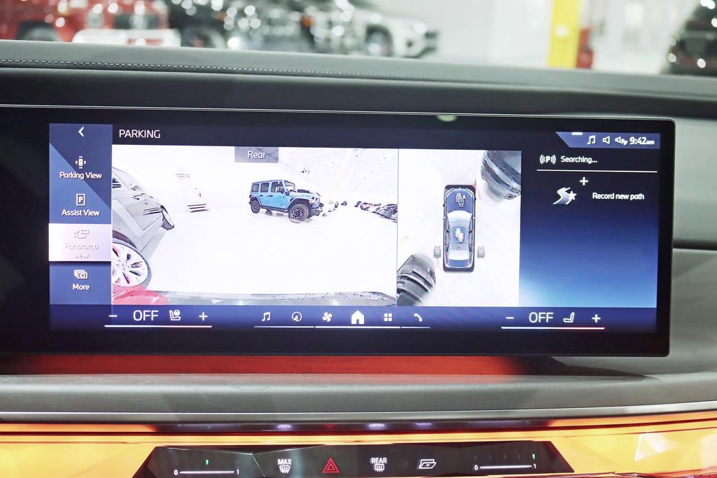 Used 2023 BMW i7 xDrive60 w/ Executive Package 2 image 20