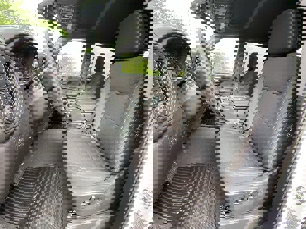 New 2025 Chevrolet Silverado 2500 Custom w/ Custom Value Package image 18