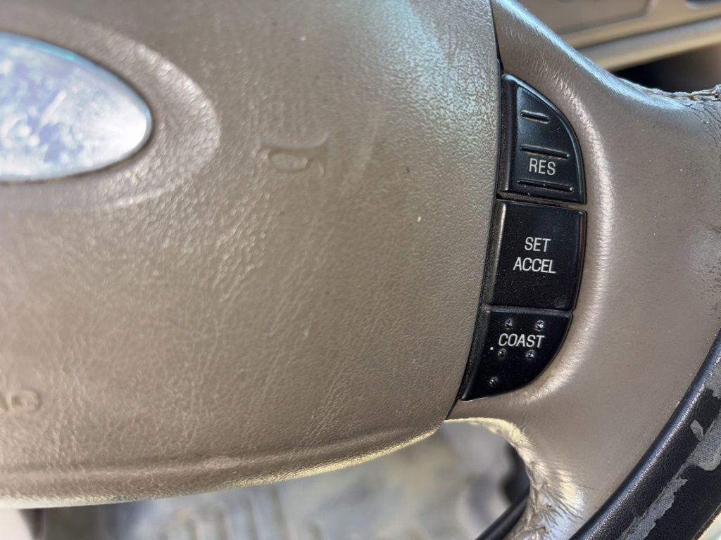 Used 2003 Ford F250 King Ranch AWD/4WD image 15