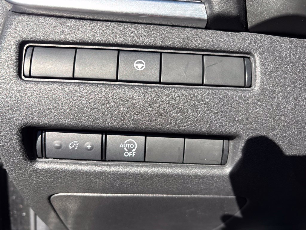 Certified 2023 Nissan Rogue SV AWD/4WD image 20