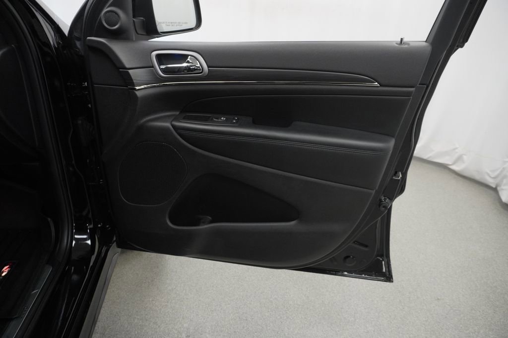 Certified 2020 Jeep Grand Cherokee Limited X image 47