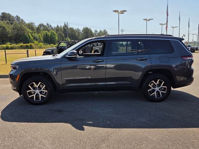 Used 2025 Jeep Grand Cherokee L Limited RWD image 4