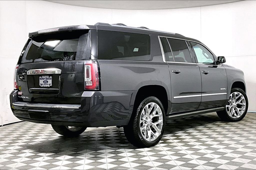 Used 2018 GMC Yukon XL Denali w/ Open Road Package image 12