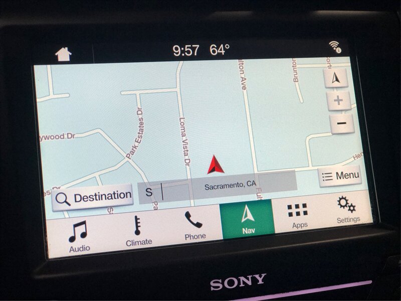 Used 2018 Ford Fusion Energi Titanium FWD image 24