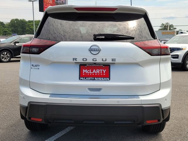 New 2026 Nissan Rogue SV FWD image 7
