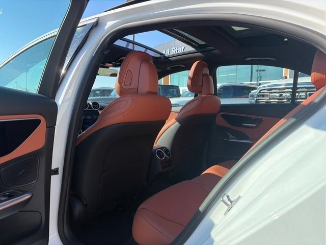 Used 2025 Mercedes-Benz C 300 4MATIC Sedan image 30