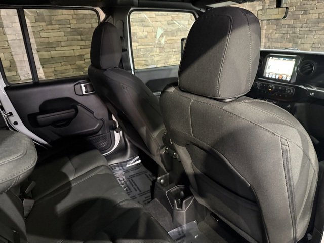 Used 2021 Jeep Wrangler Unlimited Sport image 32