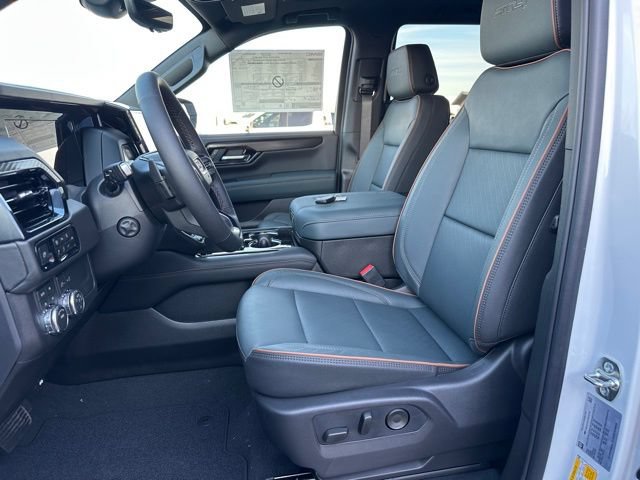 Used 2026 GMC Yukon AT4 w/ AT4 Premium Package AWD/4WD image 9