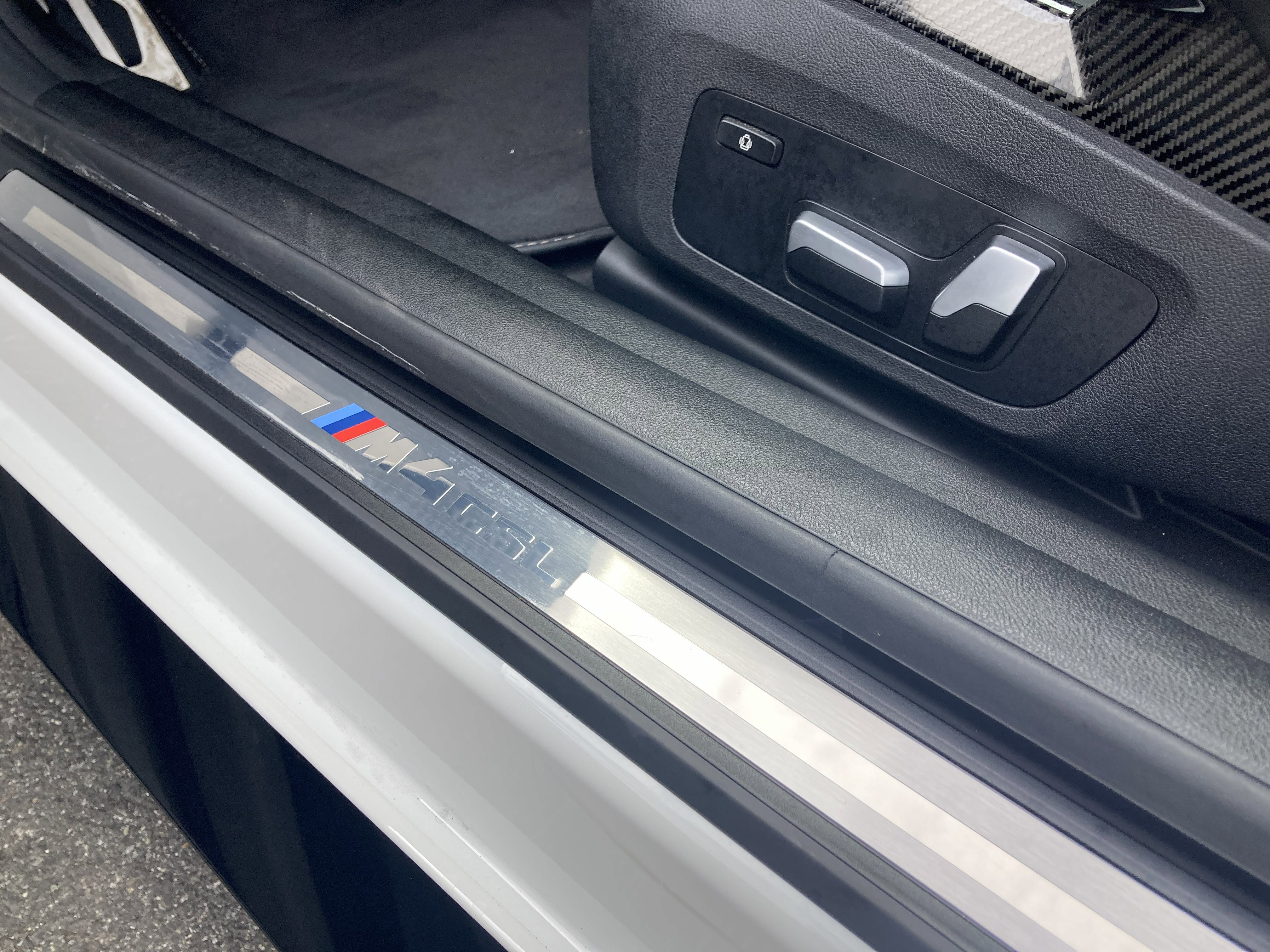 Used 2023 BMW M4 CSL RWD image 15