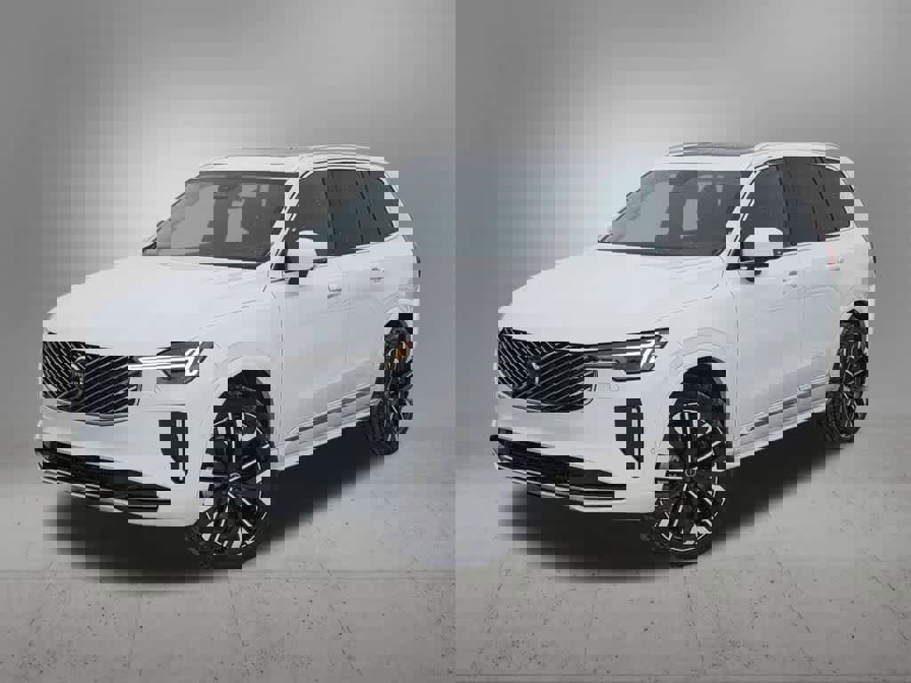 New 2025 Volvo XC90 B5 Plus w/ Protection Package Premier image 1