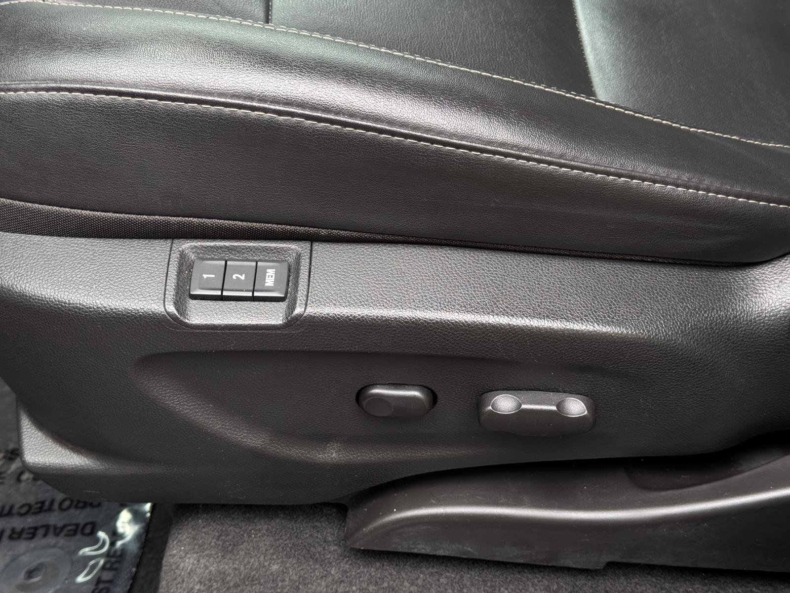 Used 2015 Buick Encore Leather FWD image 13
