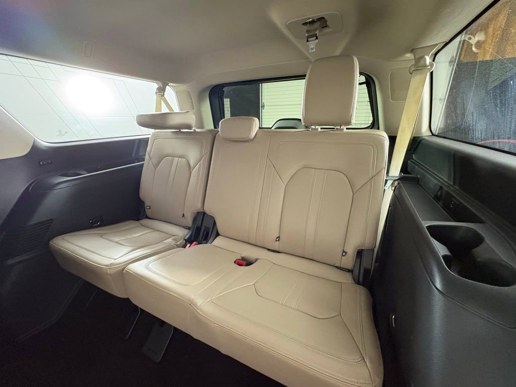 Used 2023 Ford Expedition Max Limited image 53