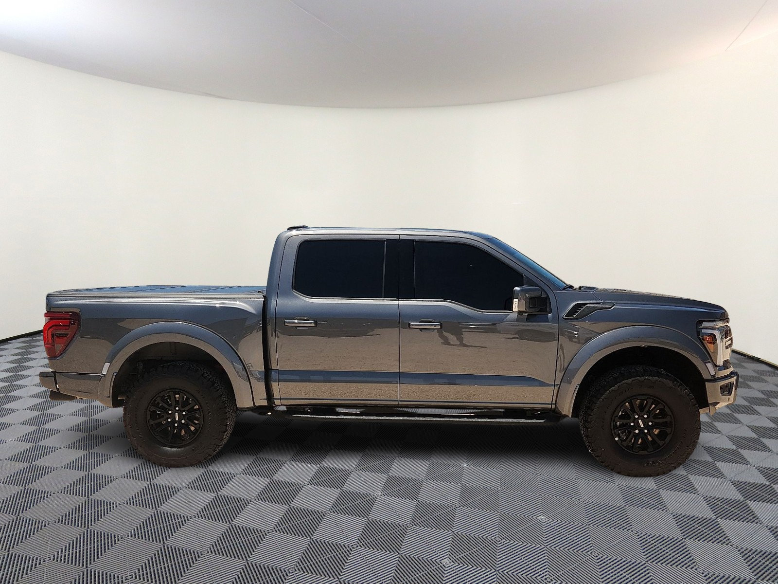 Used 2026 Ford F150 Raptor AWD/4WD image 5