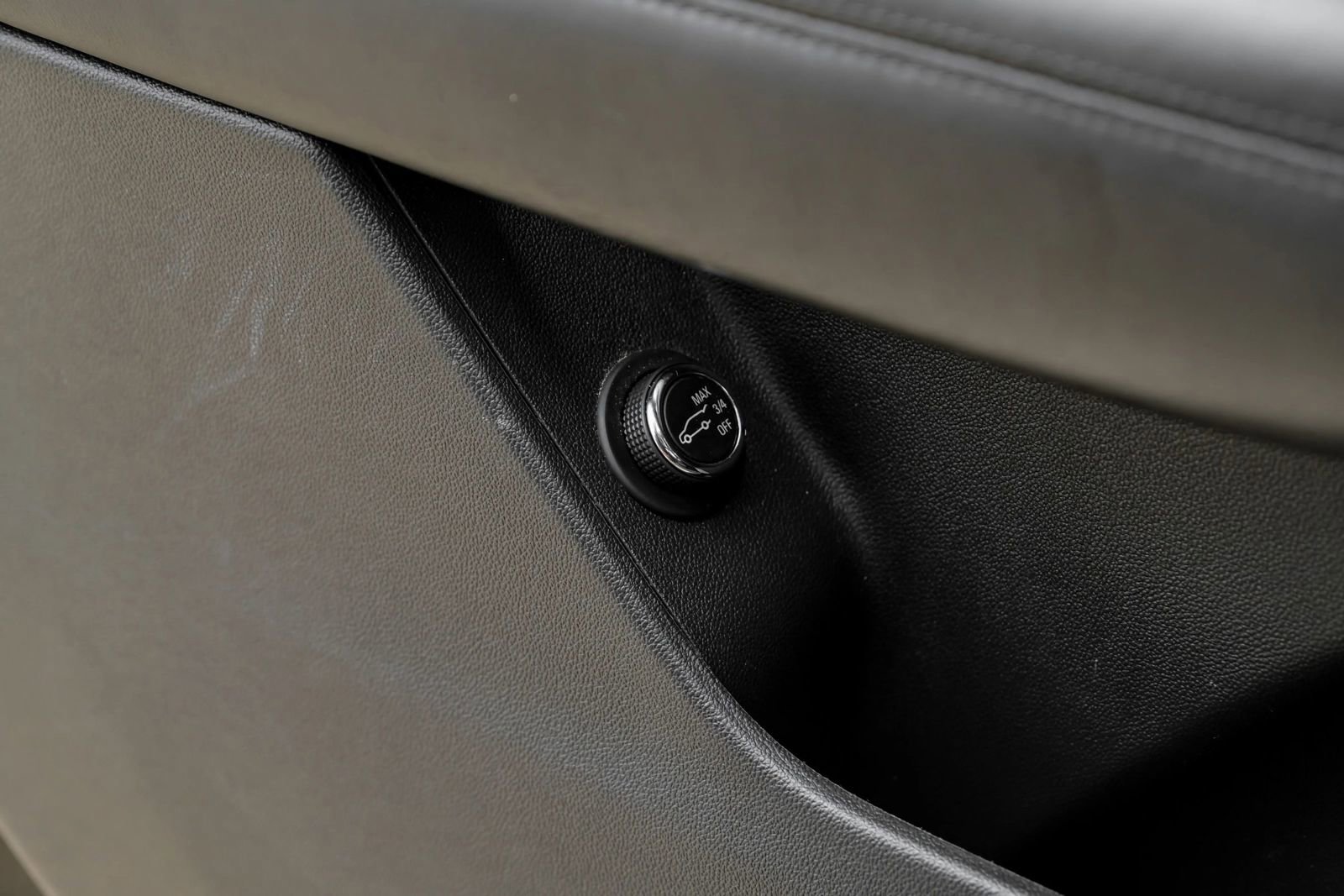 Used 2017 Cadillac XT5 Platinum image 58