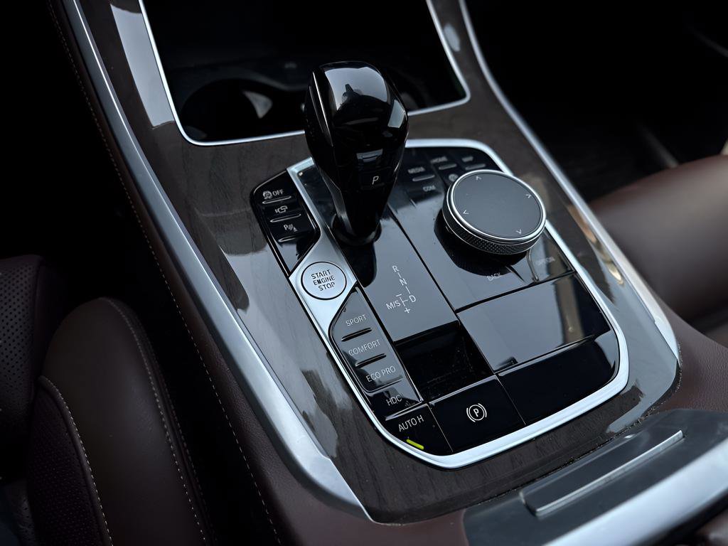 Used 2023 BMW X5 xDrive40i w/ Premium Package image 15