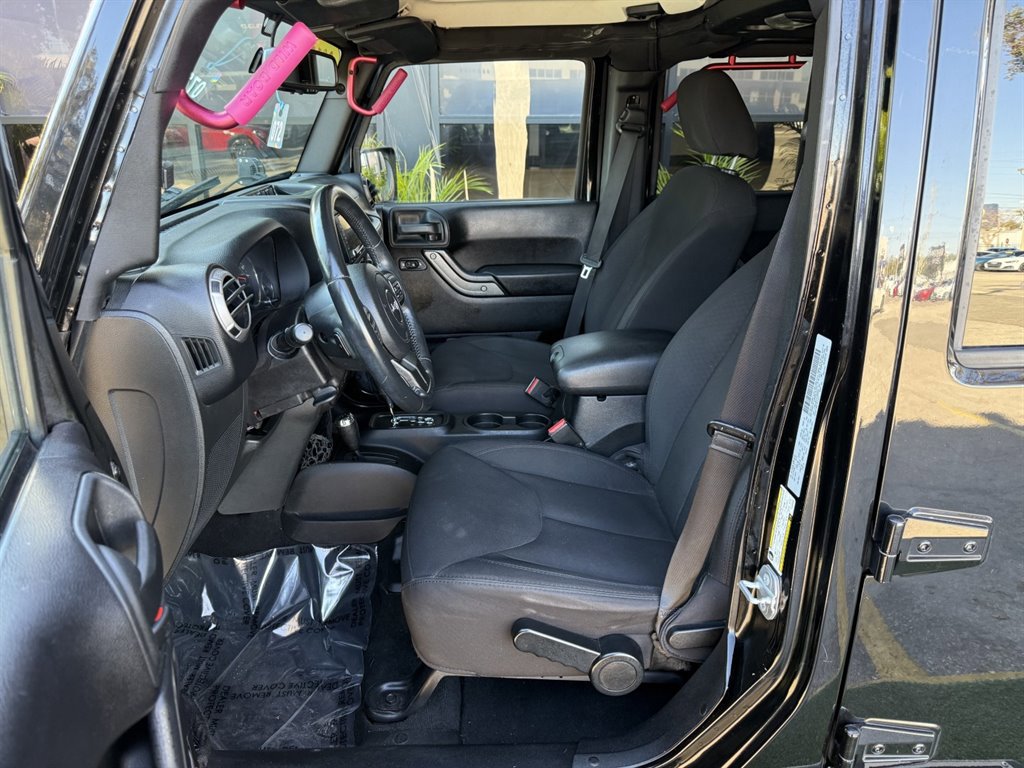 Used 2015 Jeep Wrangler Unlimited Sport w/ Quick Order Package 24S image 11