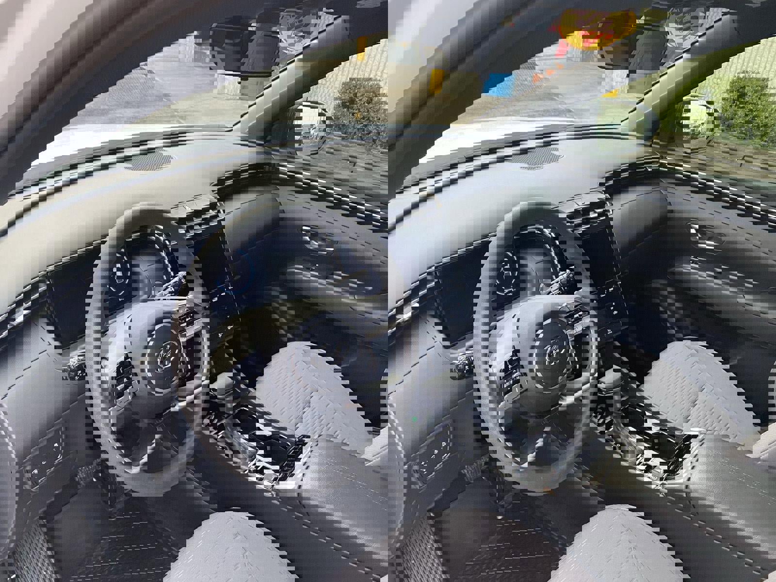 Used 2024 Hyundai Santa Cruz SEL w/ Activity Package image 22