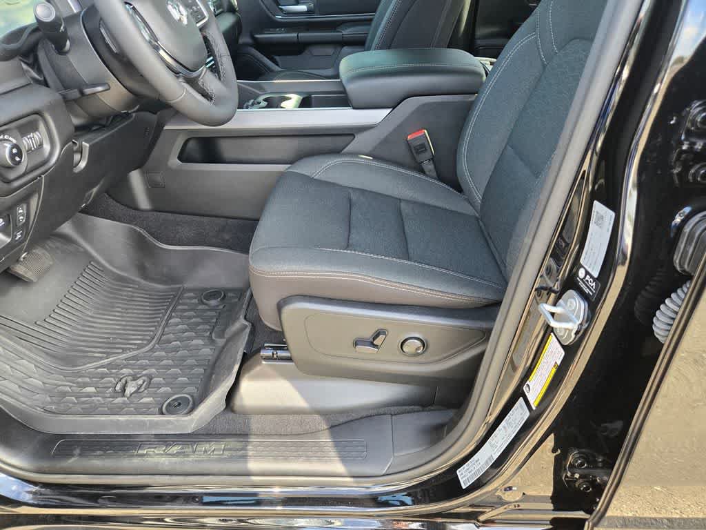 Used 2026 RAM 1500 Big Horn AWD/4WD image 18