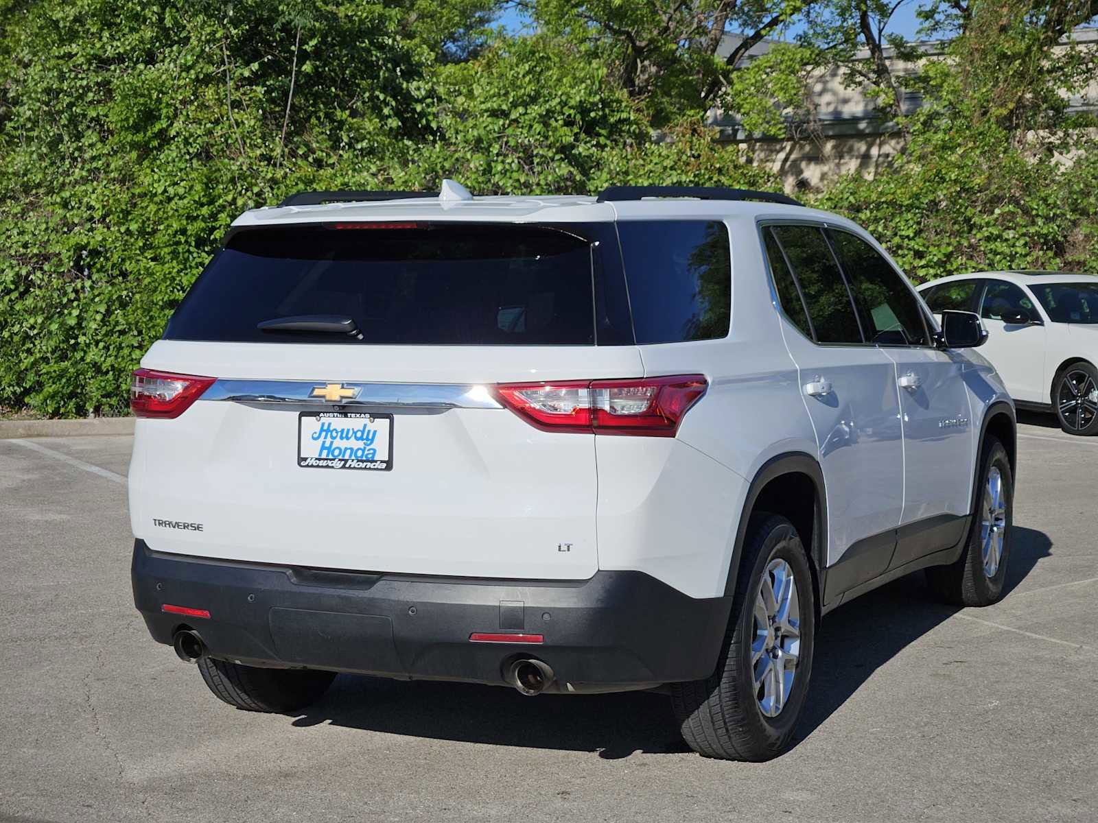 Used 2020 Chevrolet Traverse LT w/ Driver Confidence II Package image 6