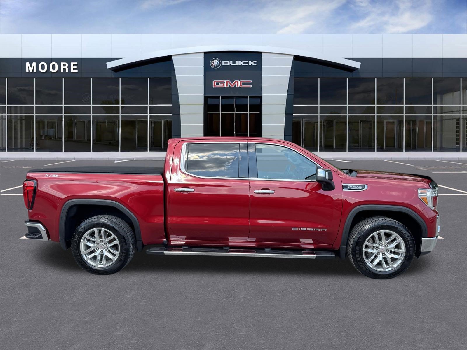 Used 2020 GMC Sierra 1500 SLT w/ SLT Premium Plus Package AWD/4WD image 2