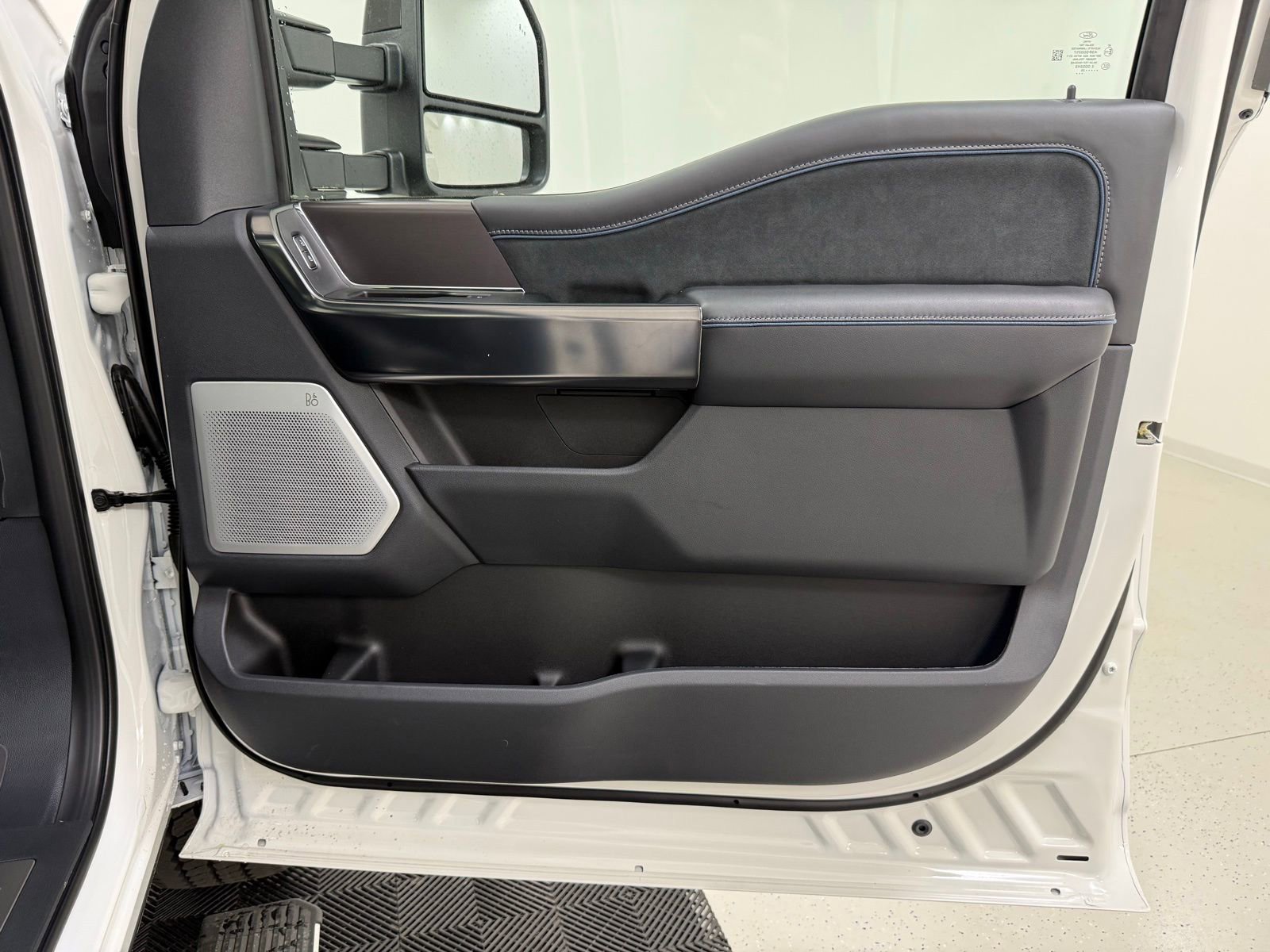 New 2026 Ford F350 Platinum image 40
