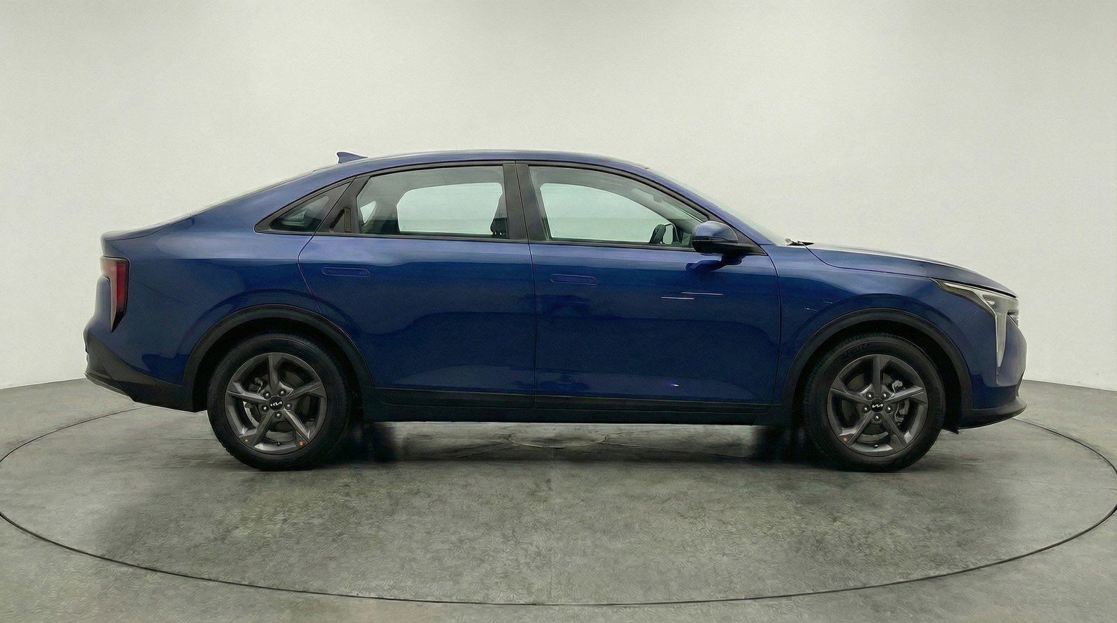 Used 2025 Kia K4 LXS image 11