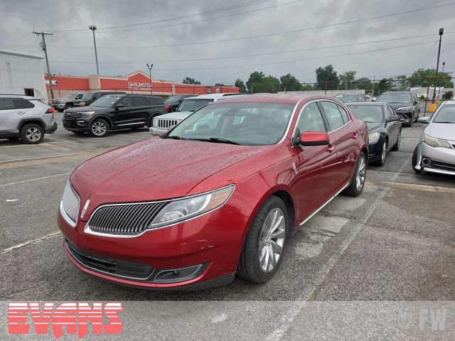 Used 2013 Lincoln MKS FWD image 3