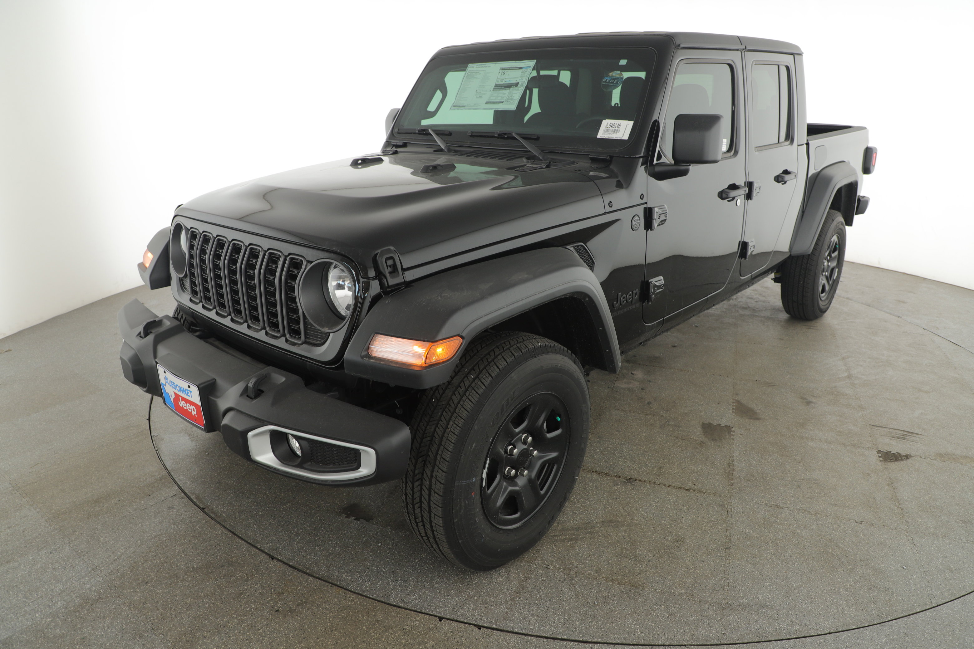 New 2025 Jeep Gladiator Sport image 2