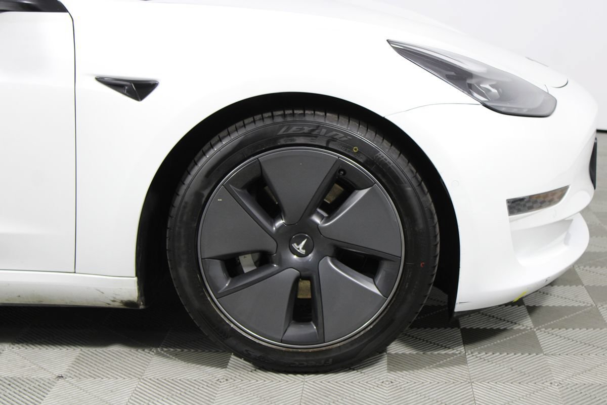Used 2021 Tesla Model 3 Standard Range Plus RWD image 28