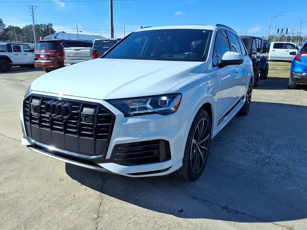 Used 2023 Audi Q7 3.0T Prestige image 3