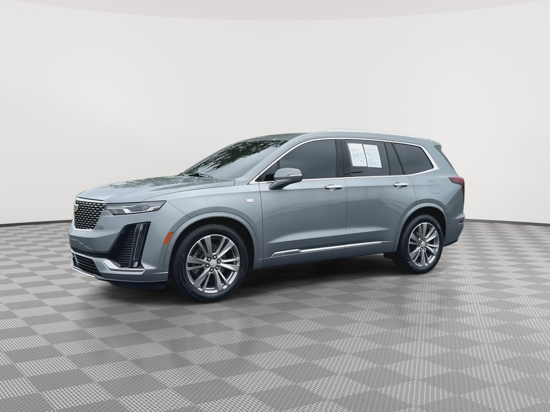 Certified 2023 Cadillac XT6 Premium Luxury FWD image 4