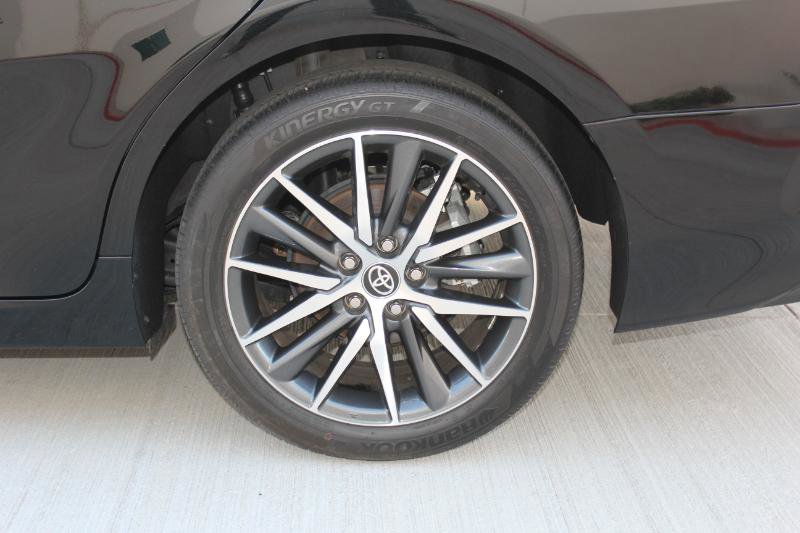 Used 2023 Toyota Camry XLE image 42