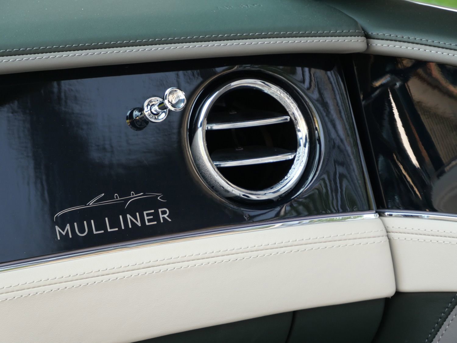 Used 2022 Bentley Continental GT Mulliner image 27