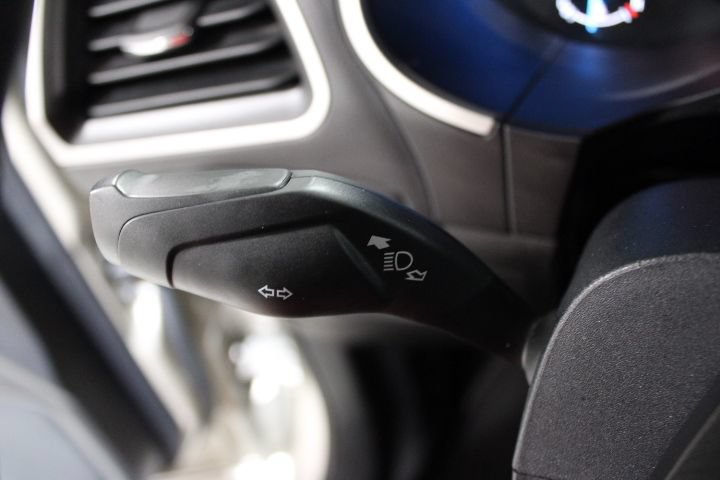 Used 2017 Ford Edge SEL FWD image 35