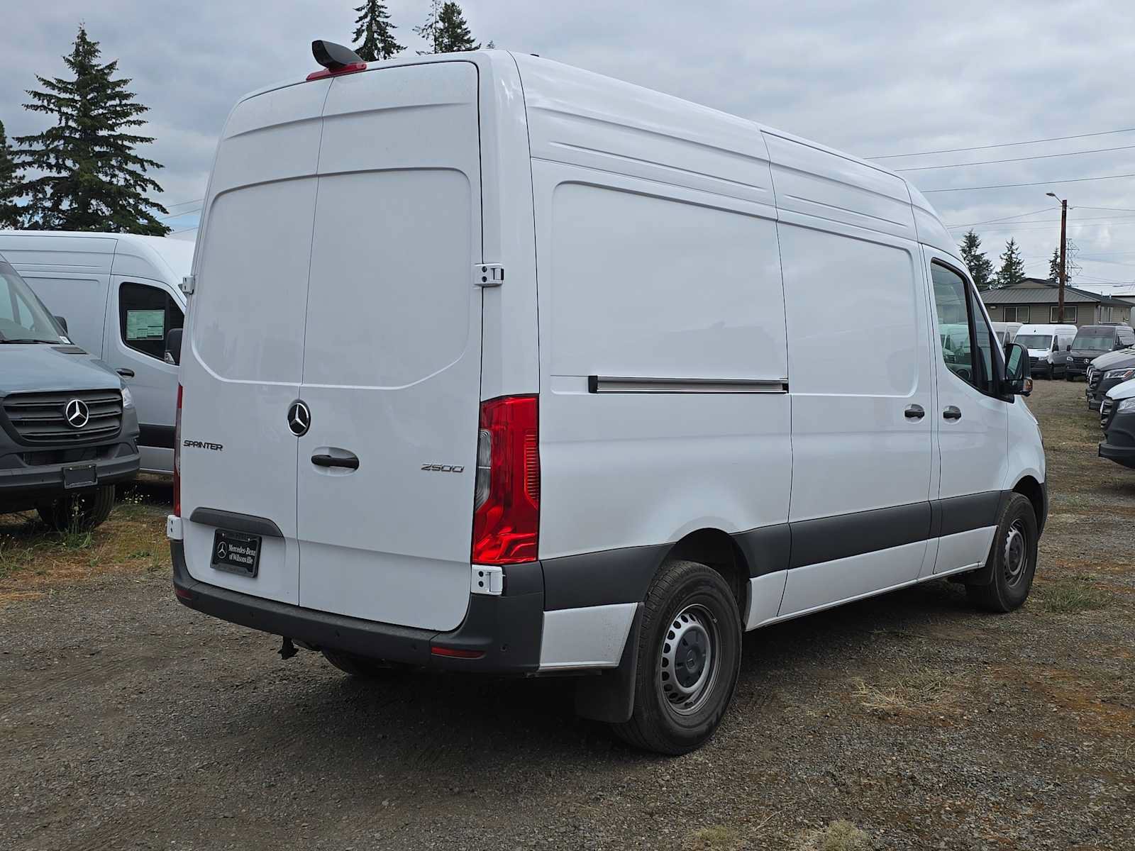 Used 2026 Mercedes-Benz Sprinter 2500 image 3