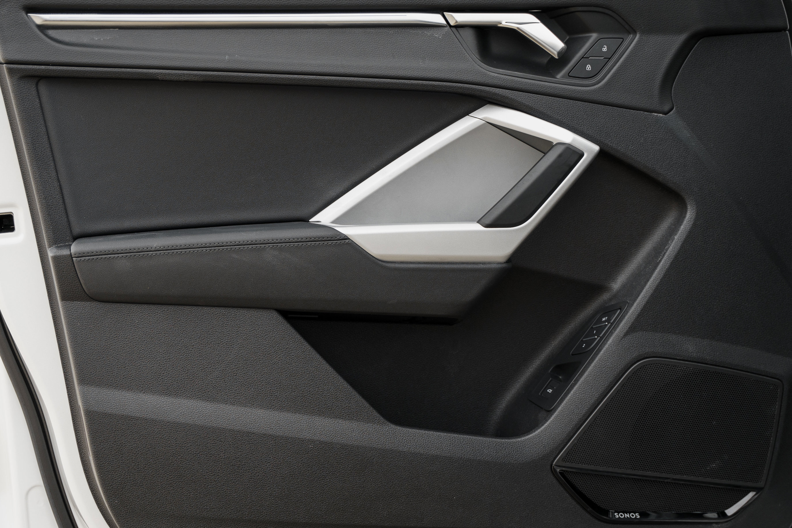 Used 2023 Audi Q3 2.0T Premium Plus image 23