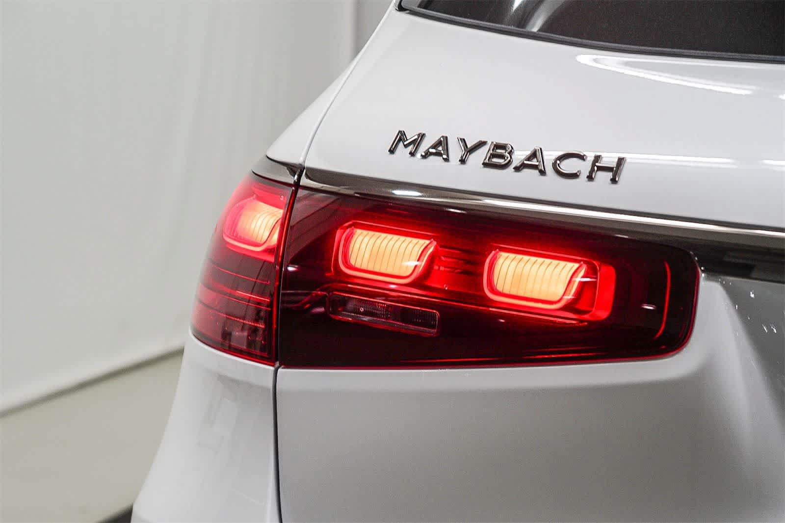New 2026 Mercedes-Benz Maybach GLS 600 4MATIC image 7
