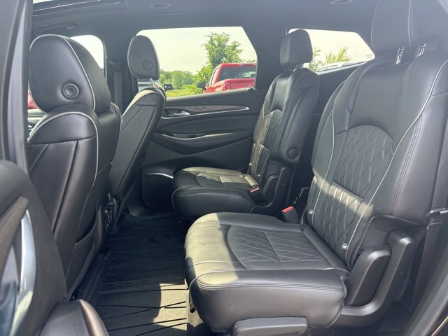 Used 2023 Buick Enclave Avenir image 16